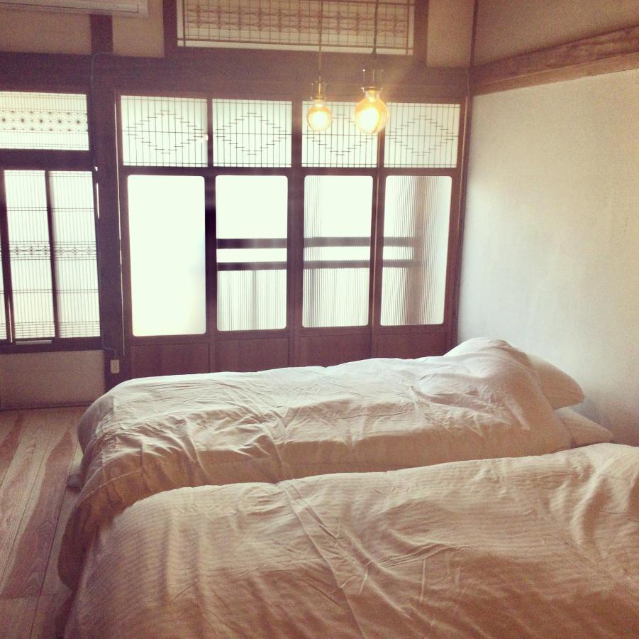 呼子の港路地の古民家一棟貸切宿梵soyogi Karatsu Extérieur photo